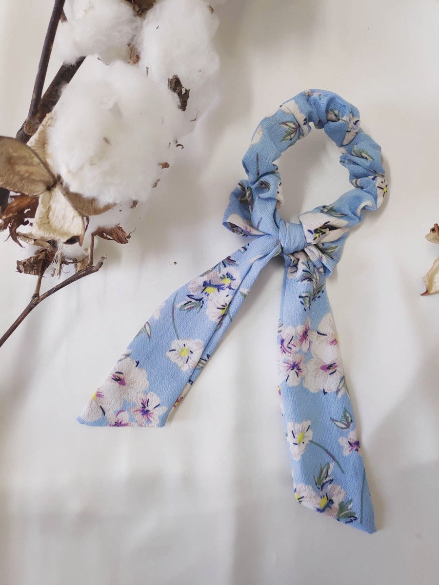 Horea Floral Print Bow Scrunchie - Blue