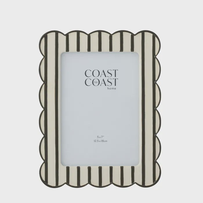 Kelly 5x7 Resin Photo Frame