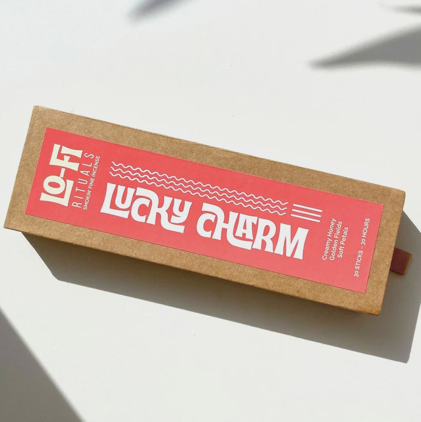 LUCKY CHARM | Creamy Honey, Golden Fields & Soft Petals | 30 Incense Sticks