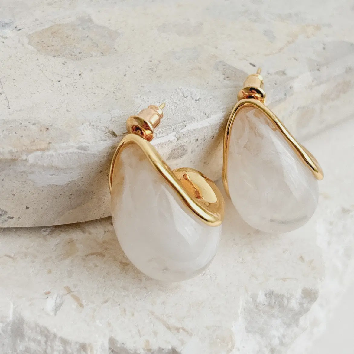 Vera Acrylic Cloud Earrings