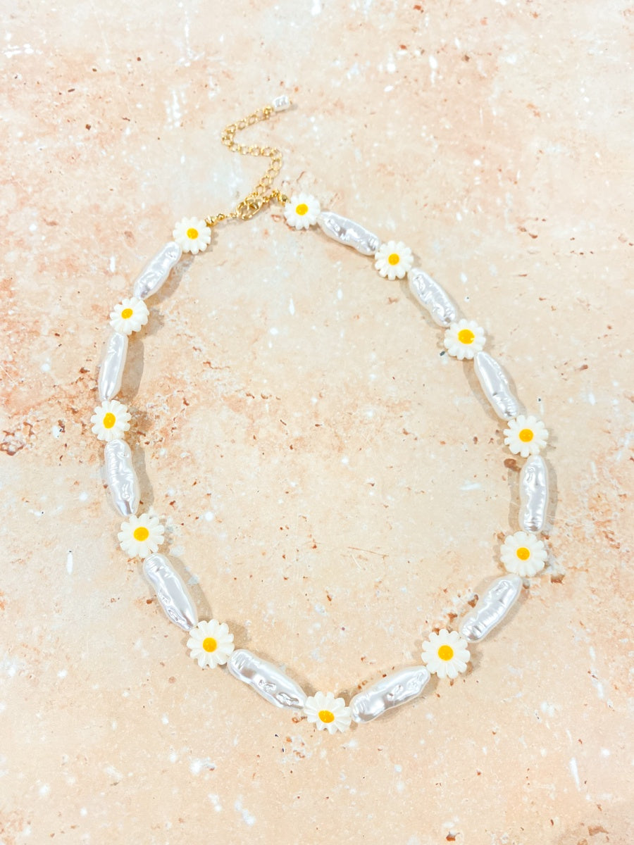 Daisy Charm & Pearl Beaded Necklace