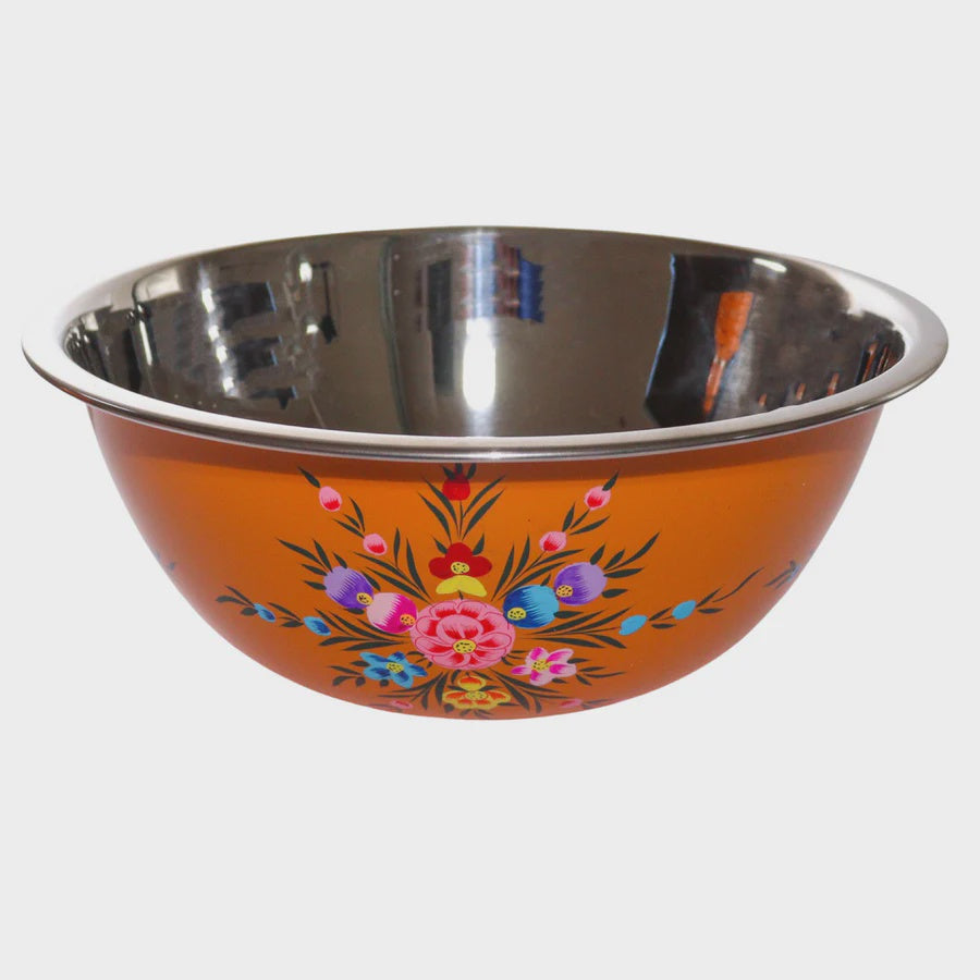 Mixing Bowl Garland Clay