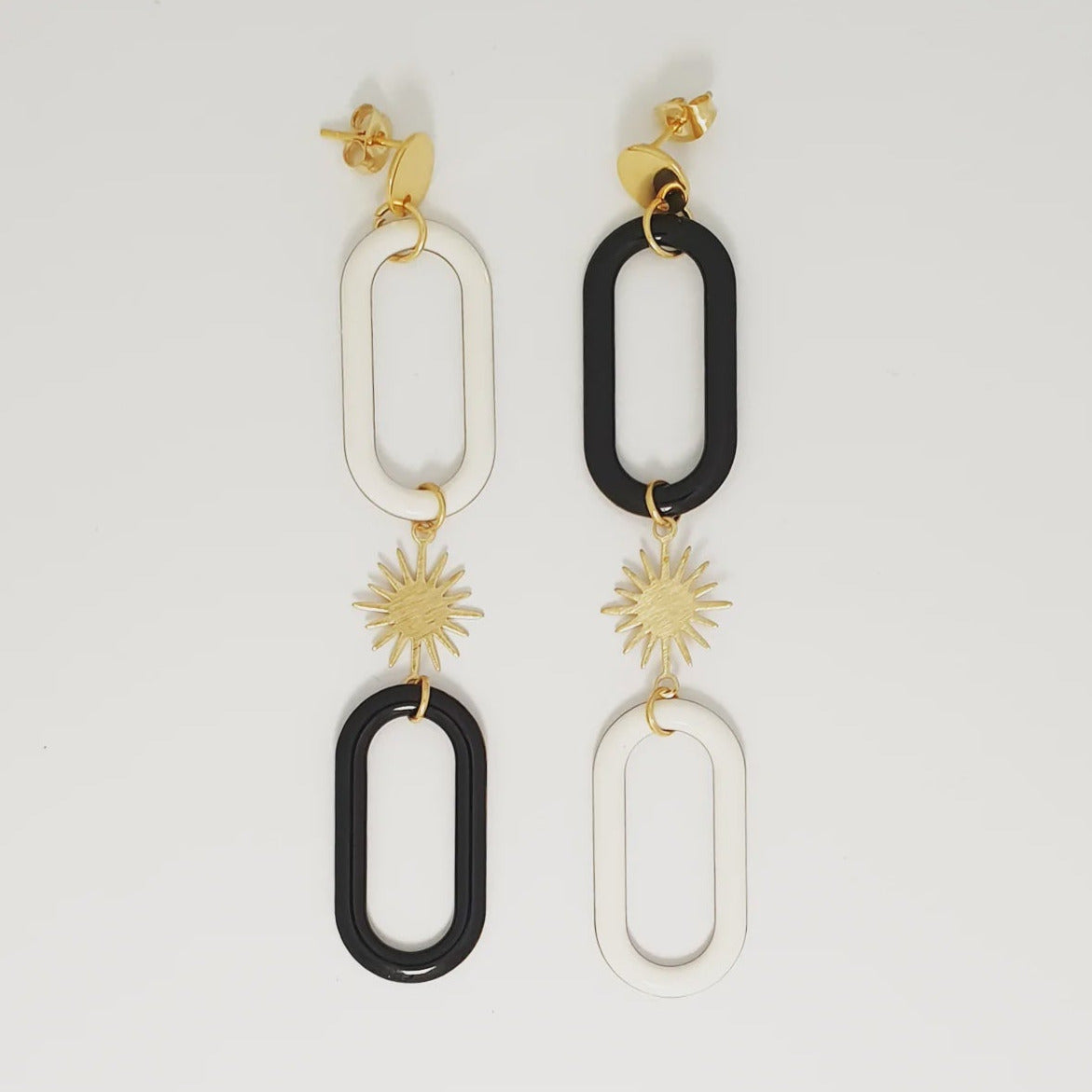 Middle Child Spellbound Earrings - Black & White