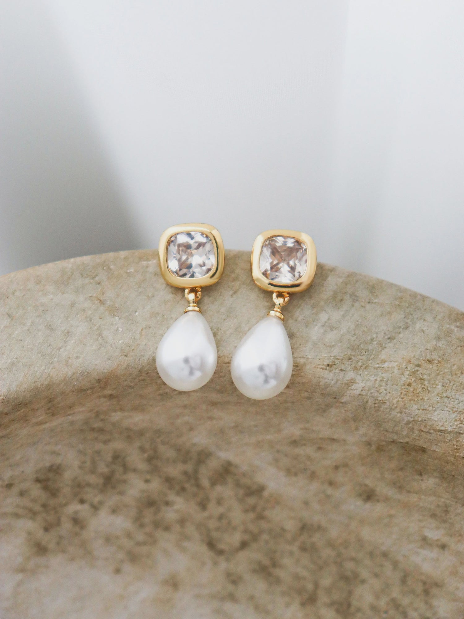 Amélie Bridal Earrings in 18K Gold Plated