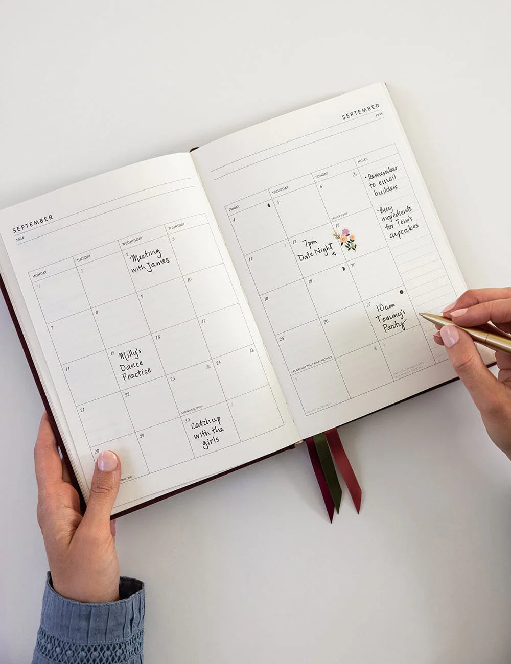 2026–2027 Weekly Financial Year Planner – Mulberry