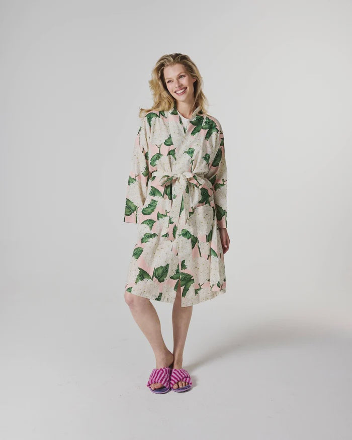 Hydrangea Pink Linen Robe