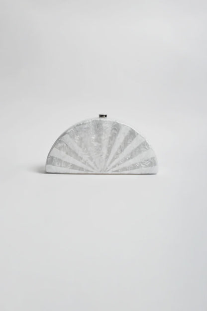 Pia Fan Shell Resin Structured Clutch - Pearl