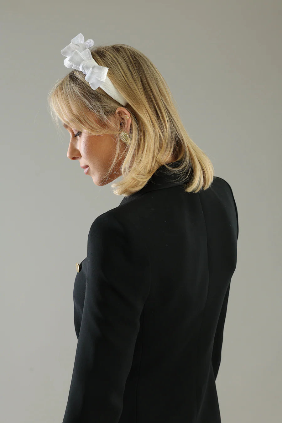 Poppy Fascinator in White