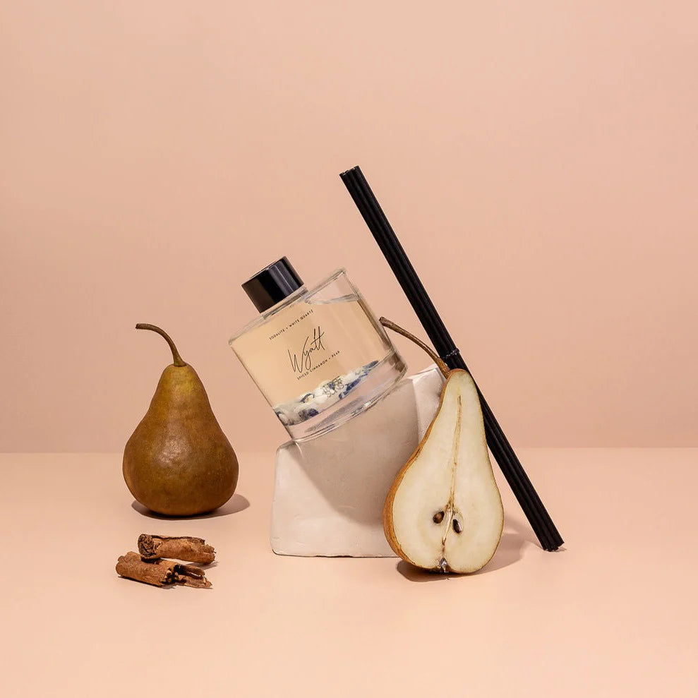 Wyatt | Crystal Reed Diffuser of Strength | Spiced Cinnamon And Pear