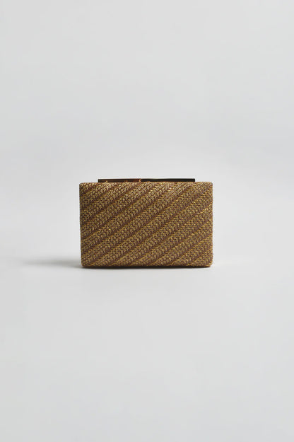 Weave Structured Clutch
