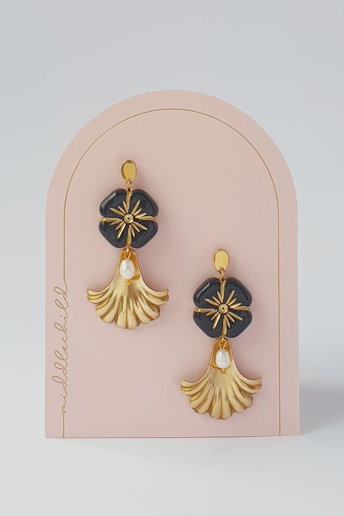 Belvedere Earrings - Black
