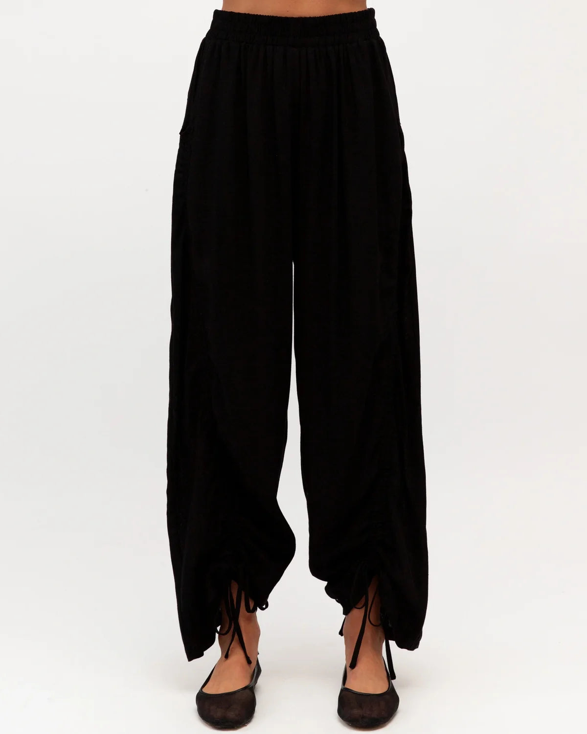 Gathered Front Pants - Black