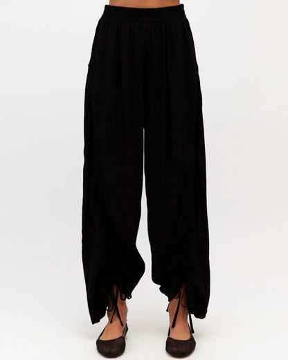 Gathered Front Pants - Black