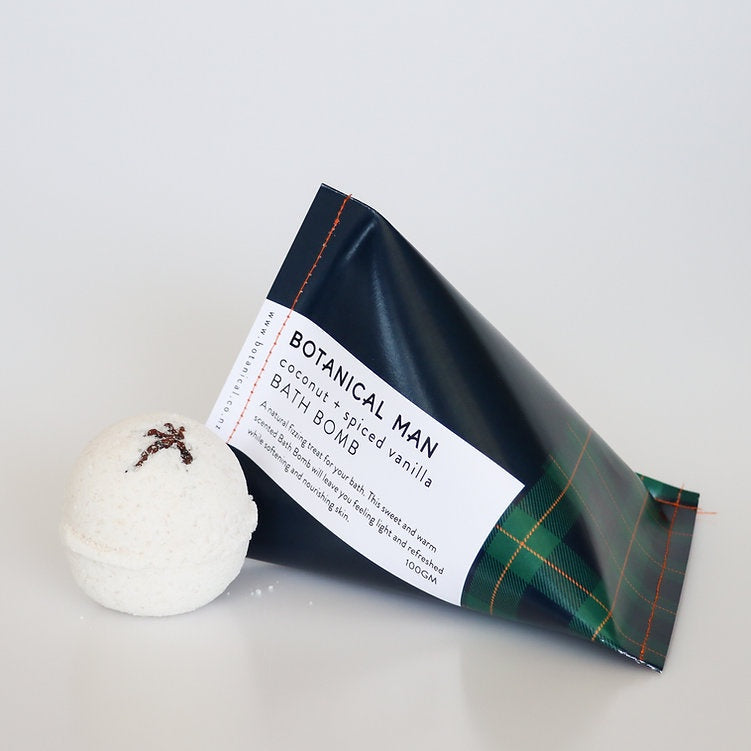 Botanical Man Bath Bomb - Coconut &amp; Spiced Vanilla