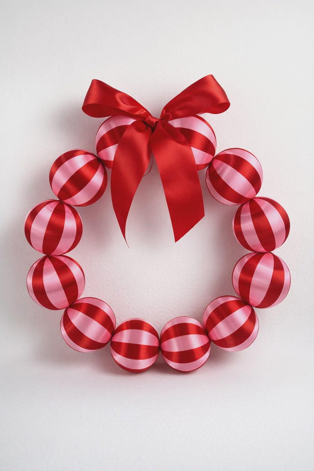 Silk Ball Christmas Wreath - Red &amp; Pink