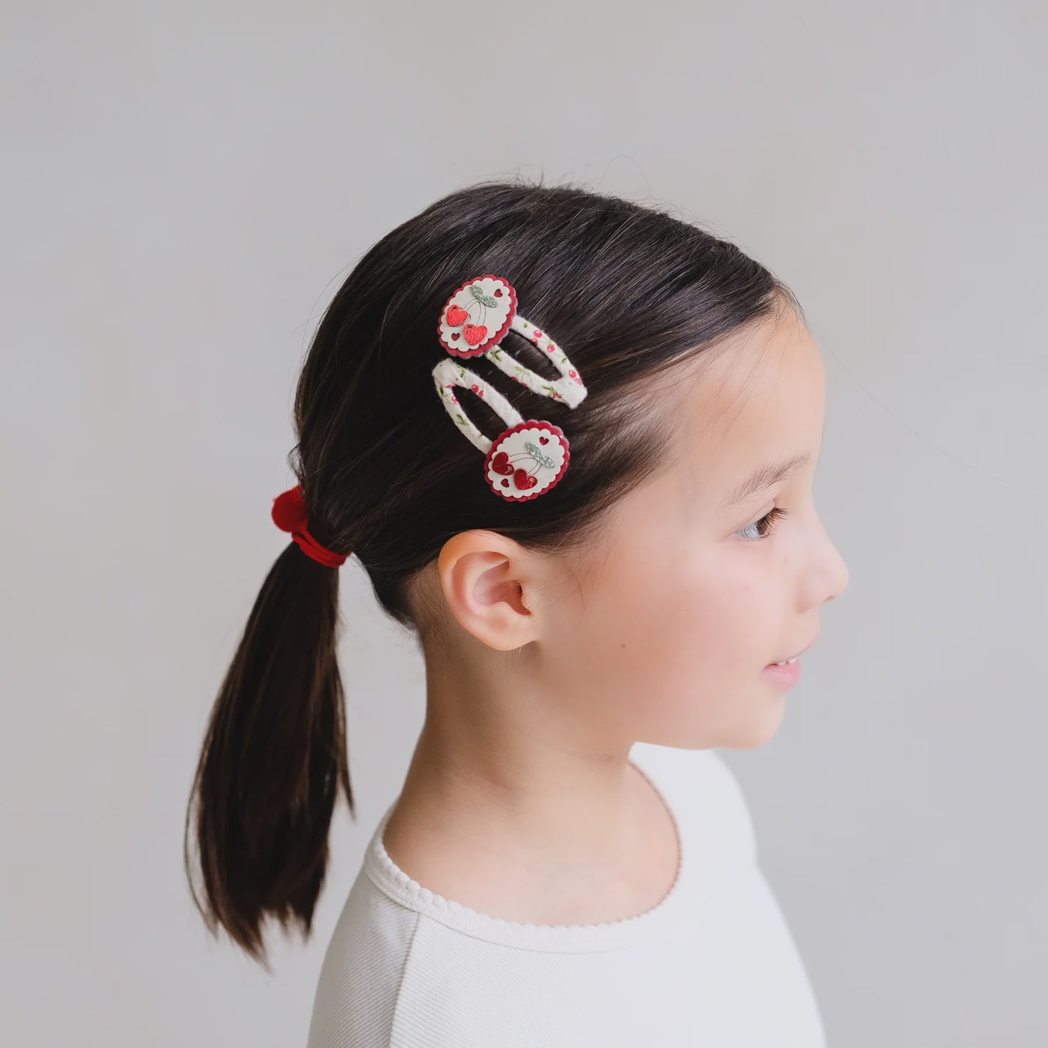 Scallop Framed Cherry Clic Clac Clips - Set of 2