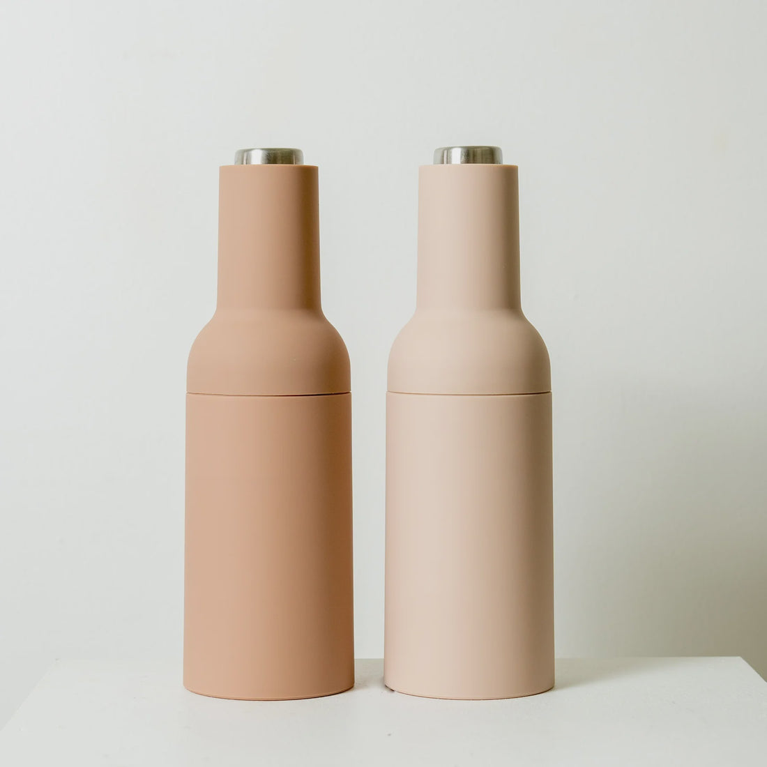 Thea Automatic Salt &amp; Pepper Grinder Set - Beige &amp; Caramel