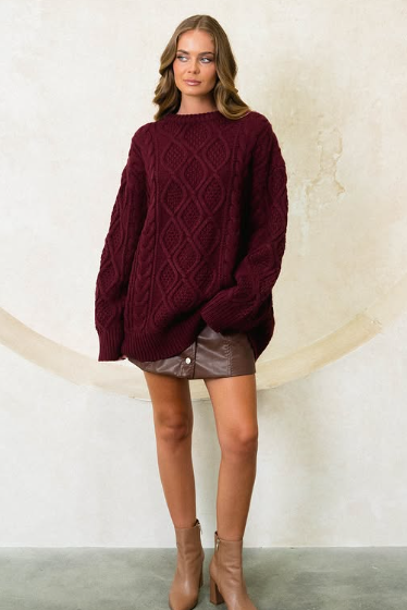 Whit Cable Knit Sweater Top