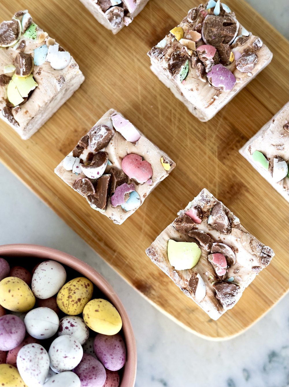 Easter Egg Swirl Marshmallow Gift Bag