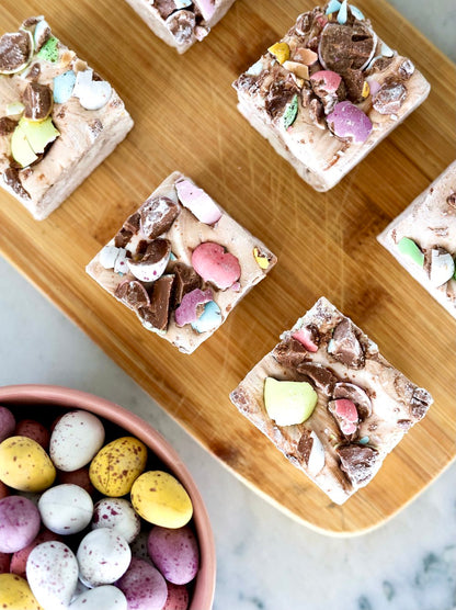 Easter Egg Swirl Marshmallow Gift Bag