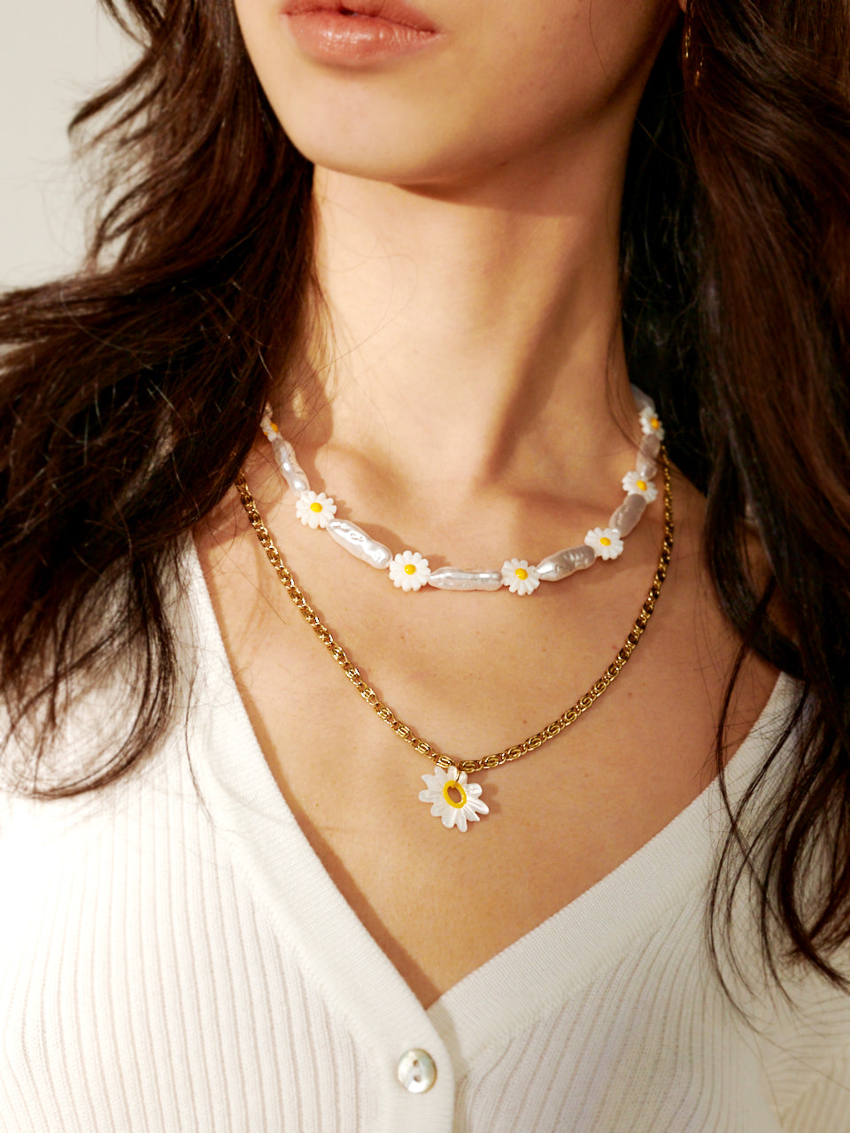 Daisy Charm &amp; Pearl Beaded Necklace
