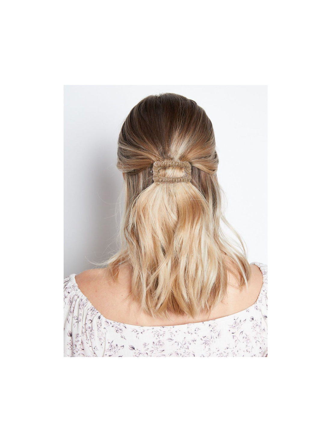 Ivy Twine Rectangle Hair Clip Tan
