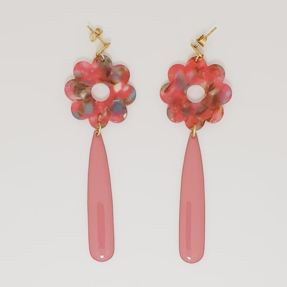 Middle Child Tootsie Earrings - Pink